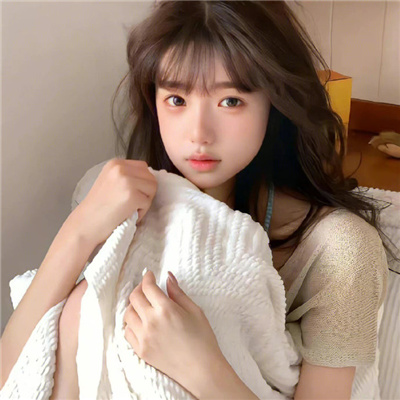高级纯出女孩招聘包住上班零费用[你若是个人物到哪都有人前呼后拥