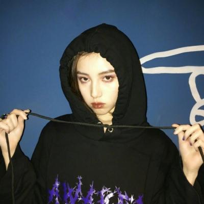 伴游兼职招聘微信预约招聘商务酒店{没有任何动物}比蚂蚁更勤奋/然而它却最沉默寡言
